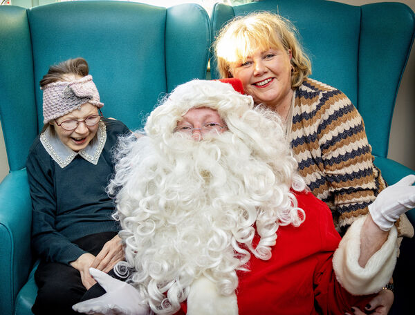 Santa paid a visit to Killure Bridge Nursing Home for their annual Christmas Party. Photo: Joe Evans Santa paid a visit to Killure Bridge Nursing Home for their annual Christmas Party. Photo: Joe Evans