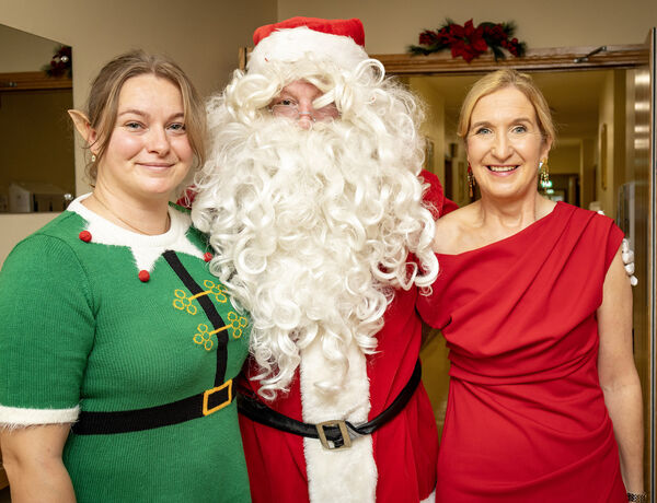 Santa paid a visit to Killure Bridge Nursing Home for their annual Christmas Party. Photo: Joe Evans Santa paid a visit to Killure Bridge Nursing Home for their annual Christmas Party. Photo: Joe Evans