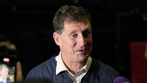 Man with no history of violence strangled fiancée to death in psychotic episode, psychiatrist tells trial Man with no history of violence strangled fiancée to death in psychotic episode, psychiatrist tells trial