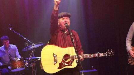 Neighbours star to perform with his band in Waterford Neighbours star to perform with his band in Waterford