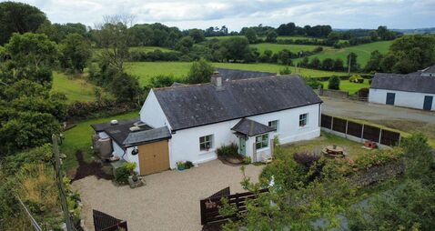 Waterford Property: 19th-century cottage oozes charm Waterford Property: 19th-century cottage oozes charm